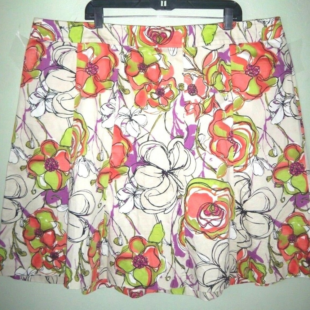 Lane Bryant Skirt Size 24 Floral Pattern A-Line